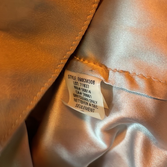 100% Silk… +Fabulous Sequins! Elie Tahari Evening Skirt - Picture 9 of 9